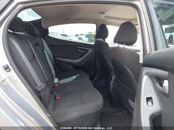 KMHDH4AE1GU498333 2016 HYUNDAI ELANTRA - Image 8