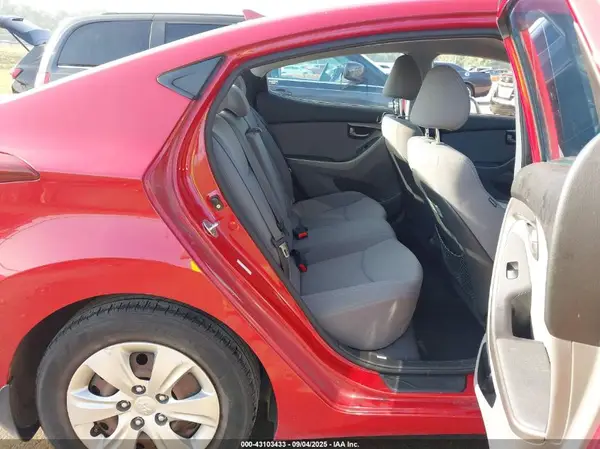 KMHDH4AE1GU504163 2016 HYUNDAI ELANTRA - Image 8