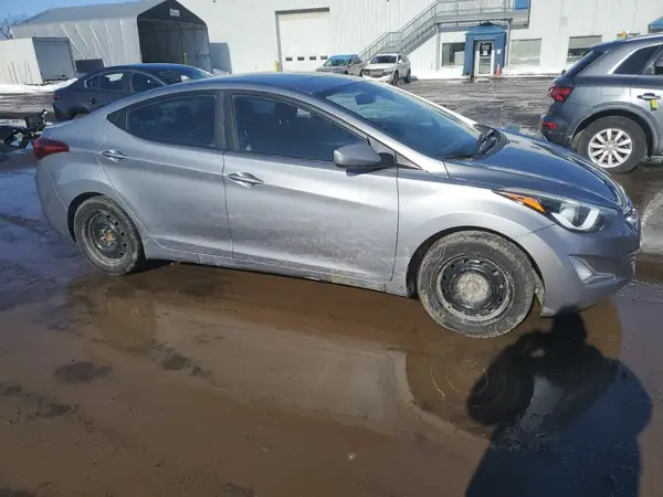 KMHDH4AE1GU507385 2016 HYUNDAI ELANTRA - Image 4