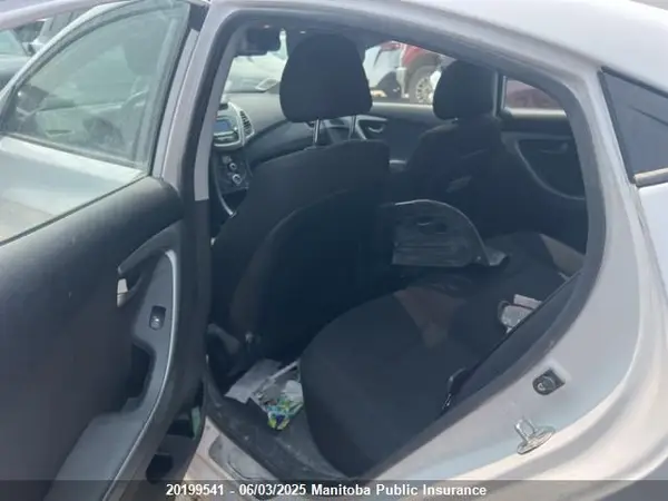 KMHDH4AE1GU509489 2016 HYUNDAI ELANTRA - Image 8