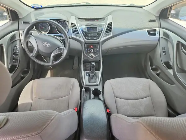 KMHDH4AE1GU517768 2016 HYUNDAI ELANTRA - Image 8