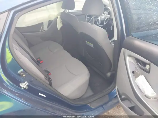 KMHDH4AE1GU517818 2016 HYUNDAI ELANTRA - Image 8