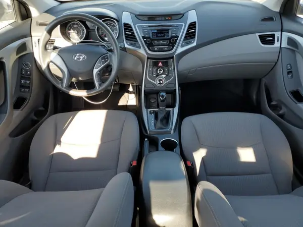 KMHDH4AE1GU526261 2016 HYUNDAI ELANTRA - Image 8