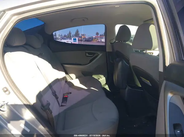 KMHDH4AE1GU531508 2016 HYUNDAI ELANTRA - Image 8