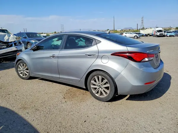 KMHDH4AE1GU545960 2016 HYUNDAI ELANTRA - Image 2