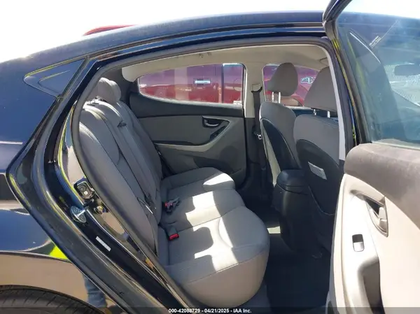 KMHDH4AE1GU546526 2016 HYUNDAI ELANTRA - Image 8