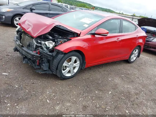 KMHDH4AE1GU553928 2016 HYUNDAI ELANTRA - Image 2
