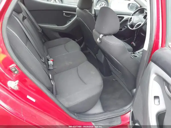 KMHDH4AE1GU553928 2016 HYUNDAI ELANTRA - Image 8