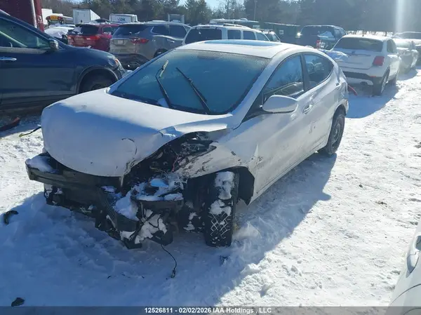 KMHDH4AE1GU571863 2016 HYUNDAI ELANTRA - Image 2