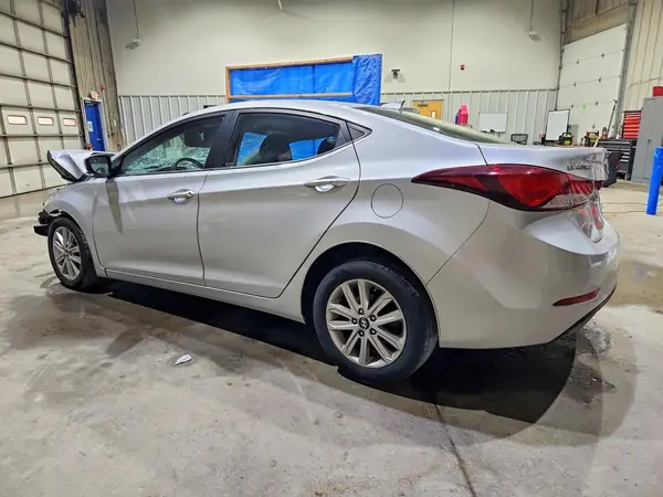 KMHDH4AE1GU575993 2016 HYUNDAI ELANTRA - Image 2