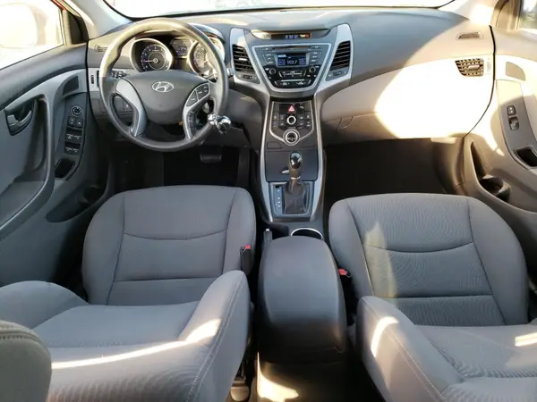 KMHDH4AE1GU583415 2016 HYUNDAI ELANTRA - Image 8