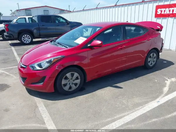 KMHDH4AE1GU584239 2016 HYUNDAI ELANTRA - Image 2