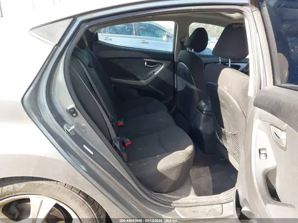 KMHDH4AE1GU584595 2016 HYUNDAI ELANTRA - Image 8