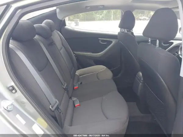 KMHDH4AE1GU593510 2016 HYUNDAI ELANTRA - Image 8