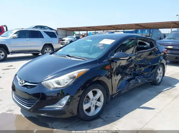 KMHDH4AE1GU601976 2016 HYUNDAI ELANTRA - Image 2