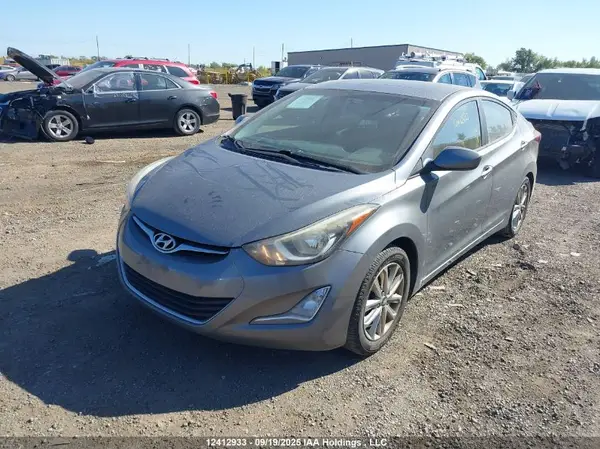 KMHDH4AE1GU613366 2016 HYUNDAI ELANTRA - Image 2