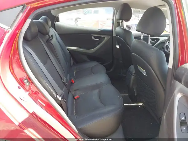 KMHDH4AE1GU620446 2016 HYUNDAI ELANTRA - Image 8