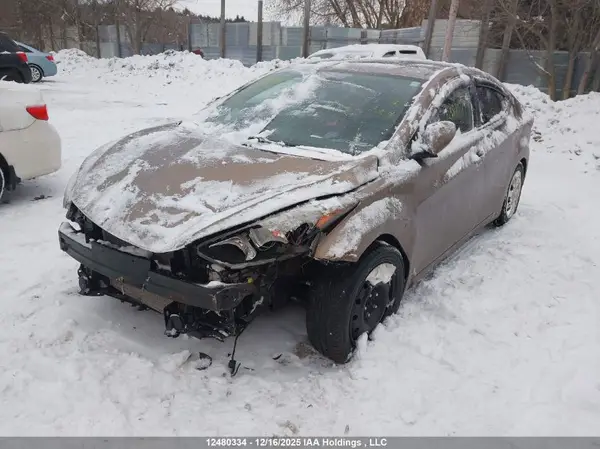 KMHDH4AE1GU623587 2016 HYUNDAI ELANTRA - Image 2