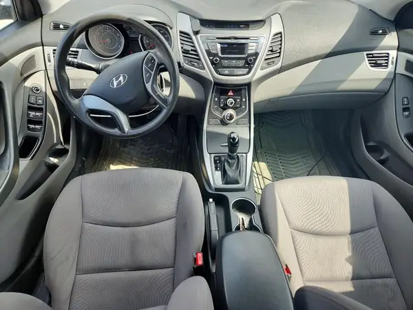 KMHDH4AE1GU624738 2016 HYUNDAI ELANTRA - Image 8