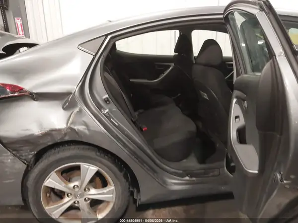 KMHDH4AE1GU628644 2016 HYUNDAI ELANTRA - Image 8