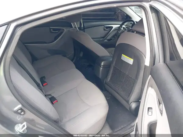 KMHDH4AE1GU633276 2016 HYUNDAI ELANTRA - Image 8