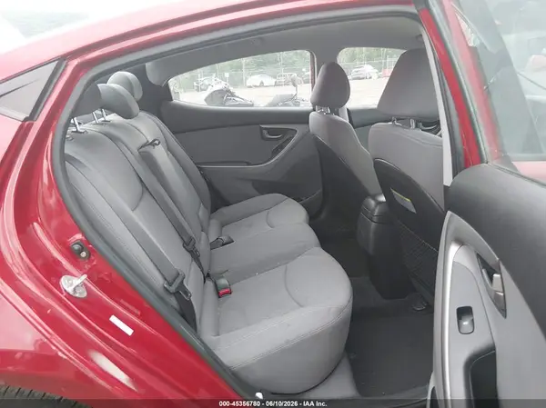 KMHDH4AE1GU643449 2016 HYUNDAI ELANTRA - Image 8
