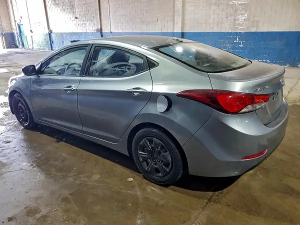 KMHDH4AE1GU645914 2016 HYUNDAI ELANTRA - Image 2