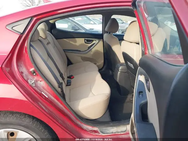 KMHDH4AE1GU651969 2016 HYUNDAI ELANTRA - Image 8