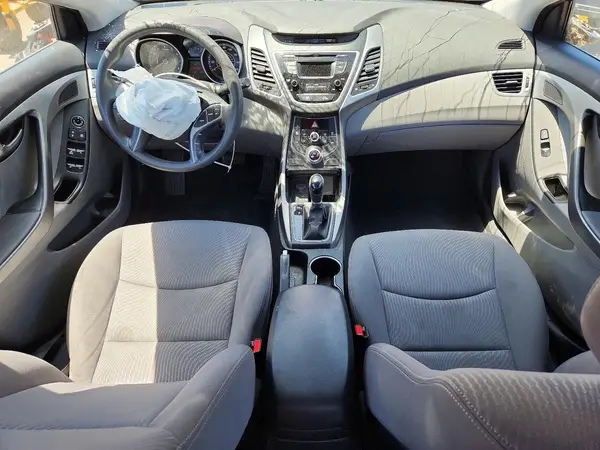 KMHDH4AE1GU652135 2016 HYUNDAI ELANTRA - Image 8