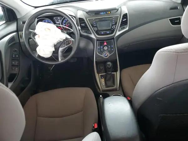 KMHDH4AE2GU479869 2016 HYUNDAI ELANTRA - Image 8