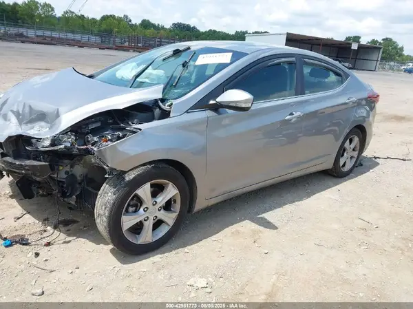 KMHDH4AE2GU486689 2016 HYUNDAI ELANTRA - Image 2