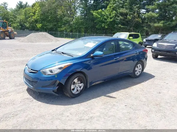KMHDH4AE2GU500851 2016 HYUNDAI ELANTRA - Image 2