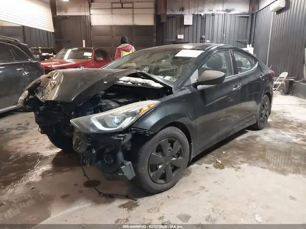 KMHDH4AE2GU501658 2016 HYUNDAI ELANTRA - Image 2