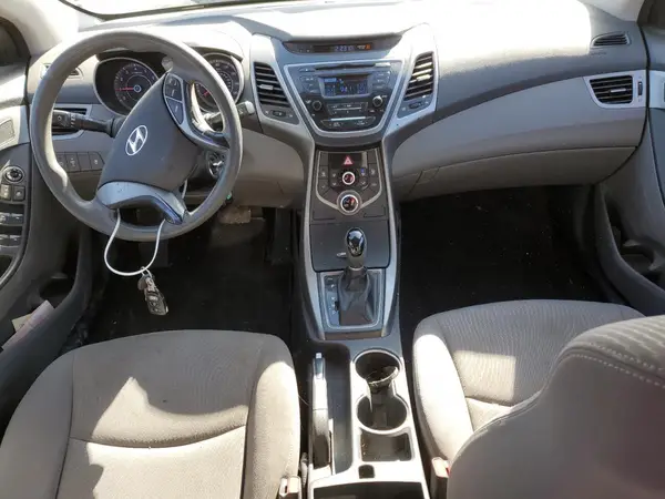 KMHDH4AE2GU514832 2016 HYUNDAI ELANTRA - Image 8