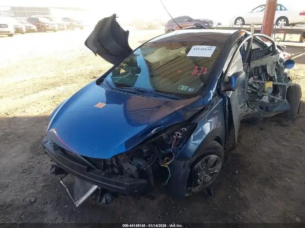 KMHDH4AE2GU525720 2016 HYUNDAI ELANTRA - Image 2