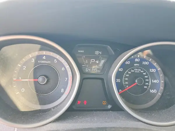 KMHDH4AE2GU528374 2016 HYUNDAI ELANTRA - Image 8