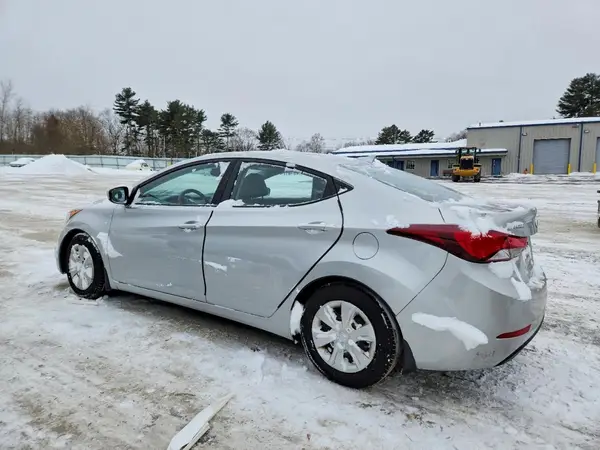 KMHDH4AE2GU531145 2016 HYUNDAI ELANTRA - Image 2