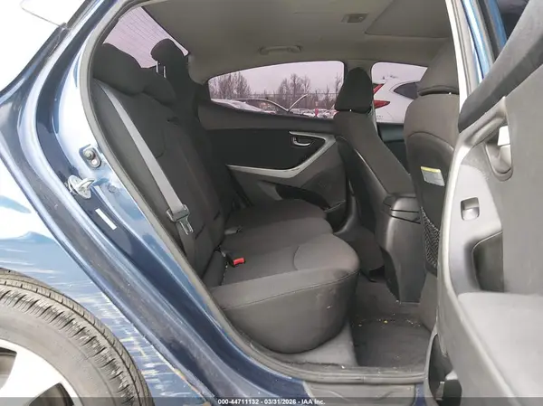 KMHDH4AE2GU555168 2016 HYUNDAI ELANTRA - Image 8