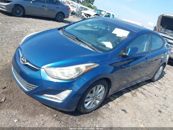 KMHDH4AE2GU557048 2016 HYUNDAI ELANTRA - Image 2
