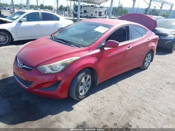 KMHDH4AE2GU558023 2016 HYUNDAI ELANTRA - Image 2