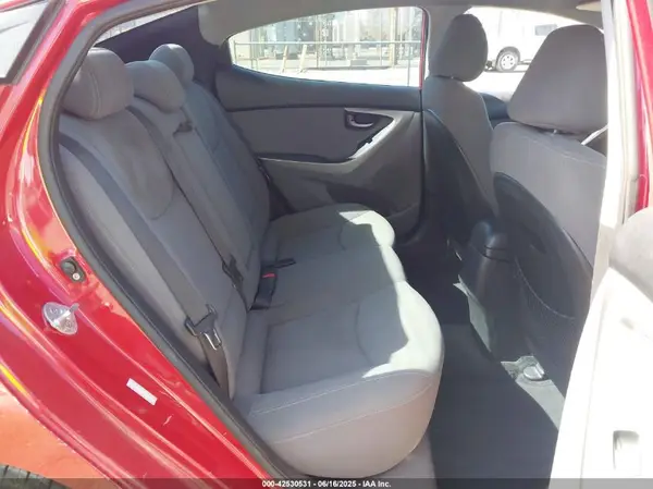 KMHDH4AE2GU558023 2016 HYUNDAI ELANTRA - Image 8