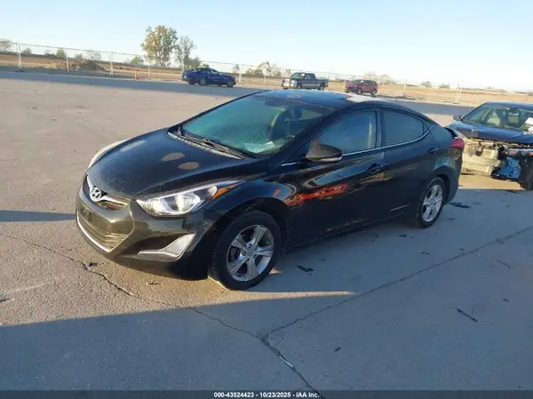 KMHDH4AE2GU566641 2016 HYUNDAI ELANTRA - Image 2