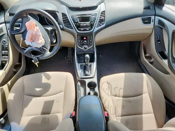 KMHDH4AE2GU573900 2016 HYUNDAI ELANTRA - Image 8