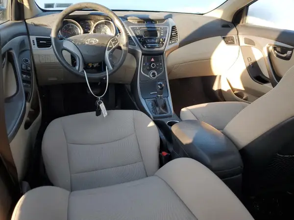 KMHDH4AE2GU575467 2016 HYUNDAI ELANTRA - Image 8