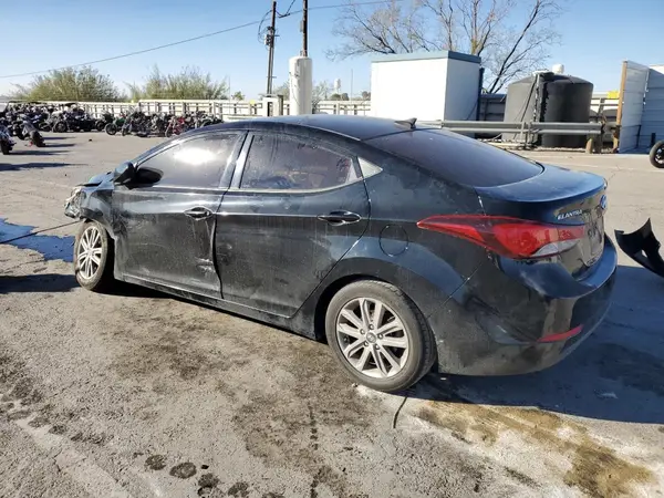 KMHDH4AE2GU583617 2016 HYUNDAI ELANTRA - Image 2