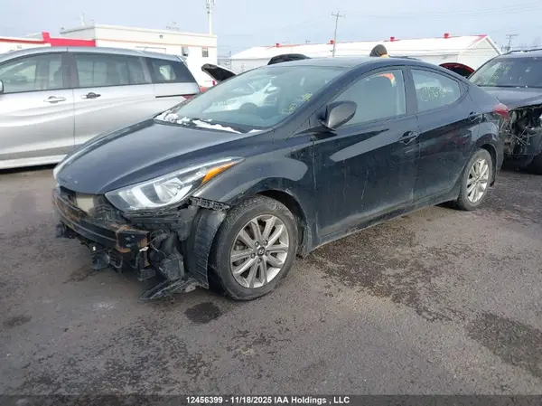 KMHDH4AE2GU598358 2016 HYUNDAI ELANTRA - Image 2