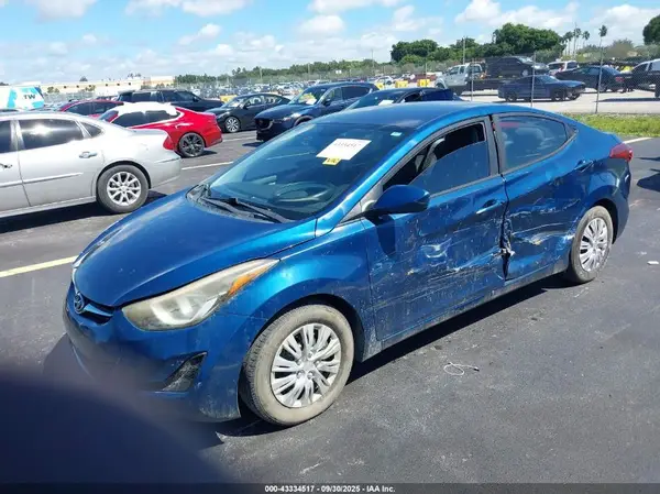 KMHDH4AE2GU600769 2016 HYUNDAI ELANTRA - Image 2