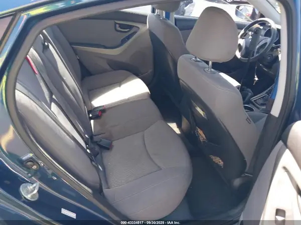 KMHDH4AE2GU600769 2016 HYUNDAI ELANTRA - Image 8