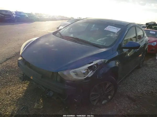 KMHDH4AE2GU619029 2016 HYUNDAI ELANTRA - Image 2