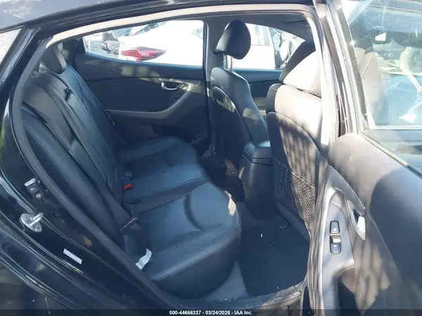 KMHDH4AE2GU626398 2016 HYUNDAI ELANTRA - Image 8